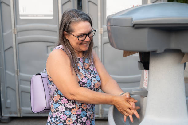 Portable Toilet Options We Offer in De Motte, IN